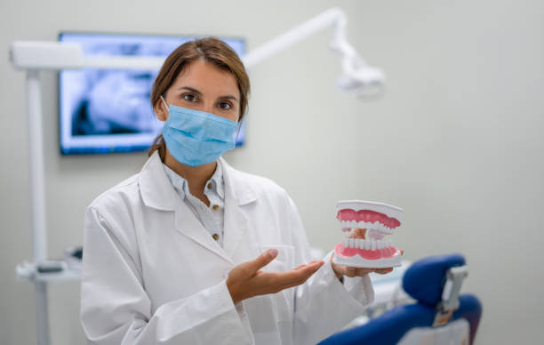 Best Emergency Tooth Extraction in Wellsville, MO